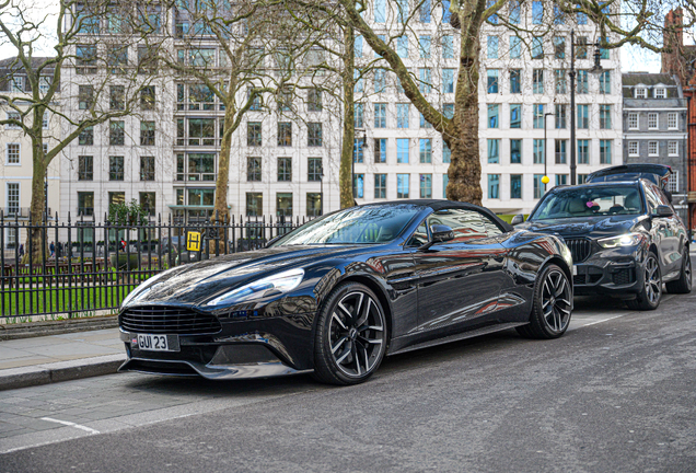 Aston Martin Vanquish Volante