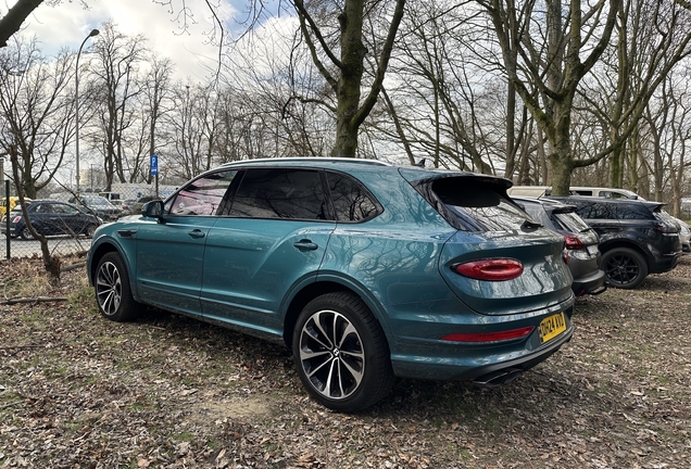Bentley Bentayga Azure EWB 2024