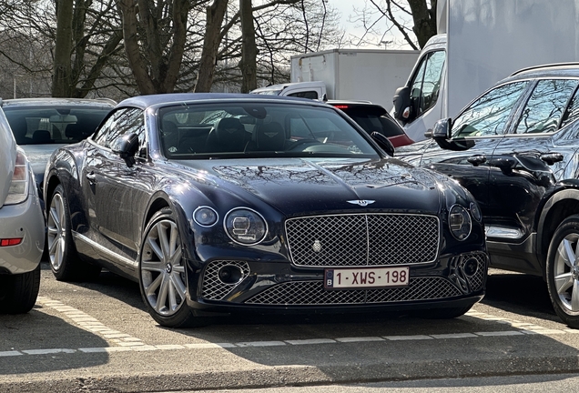 Bentley Continental GTC V8 2020