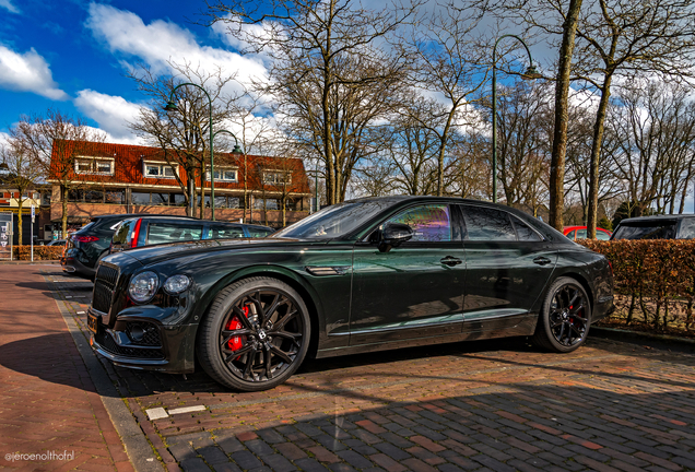 Bentley Flying Spur Hybrid S