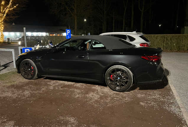 BMW M4 G83 Convertible Competition