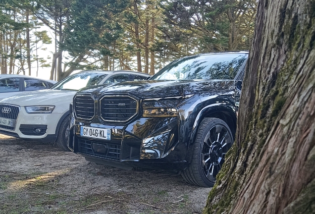 BMW XM G09