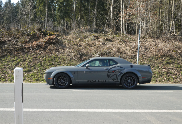 Dodge Challenger SRT Hellcat Widebody