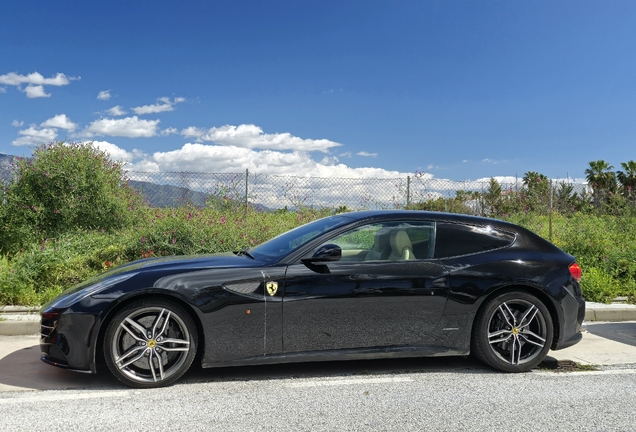 Ferrari FF