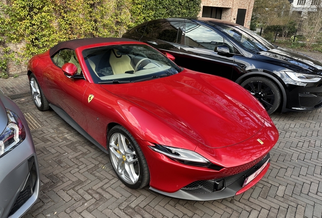Ferrari Roma Spider
