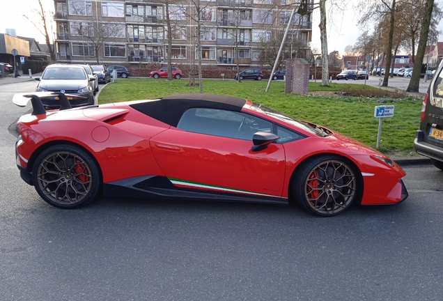 Lamborghini Huracán LP640-4 Performante Spyder
