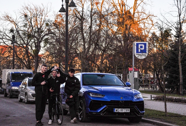 Lamborghini Urus Performante