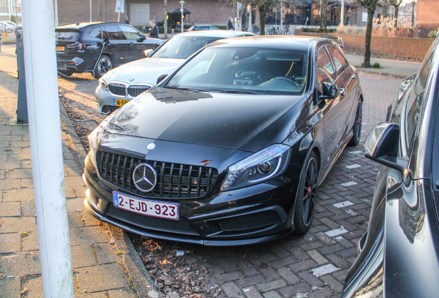 Mercedes-Benz A 45 AMG