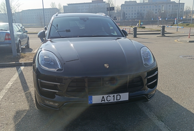 Porsche 95B Macan Turbo