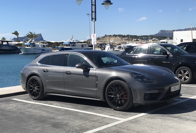 Porsche 971 Panamera Turbo Sport Turismo