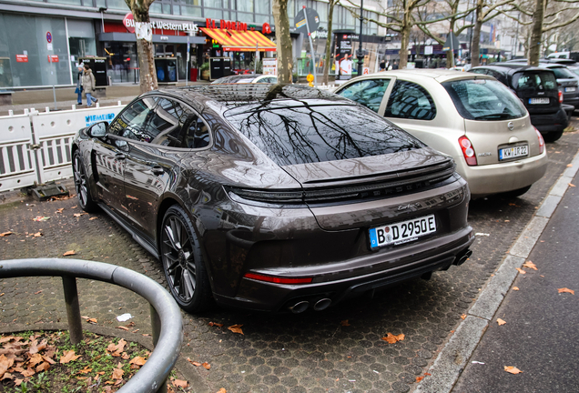 Porsche 972 Panamera Turbo S E-Hybrid