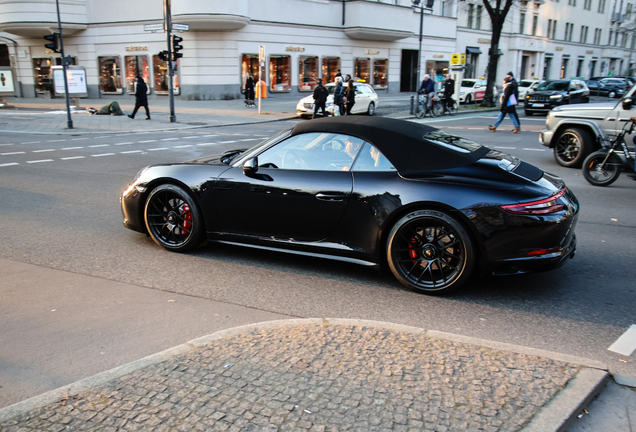 Porsche 991 Carrera 4 GTS Cabriolet MkII