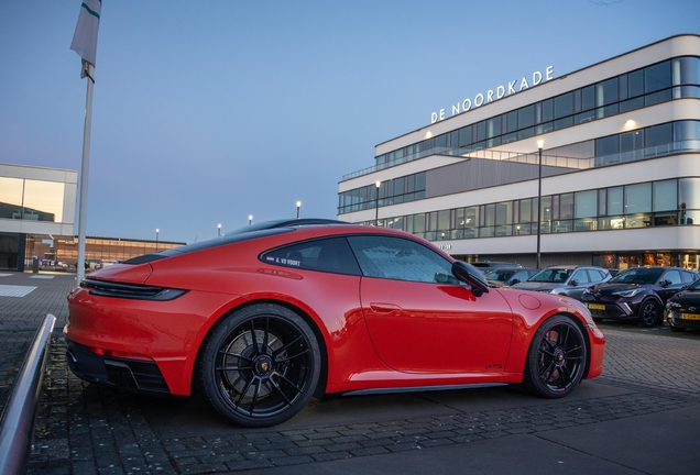 Porsche 992 Carrera GTS