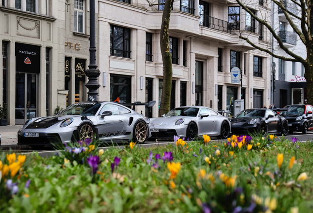 Porsche 992 GT3 RS Weissach Package