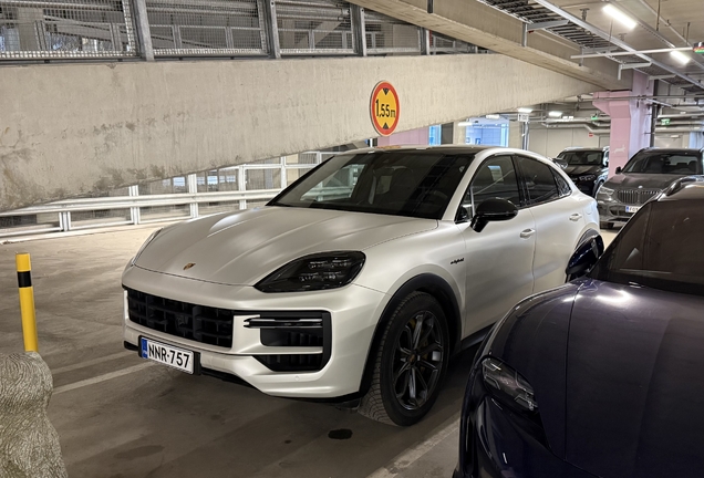 Porsche Cayenne Coupé Turbo E-Hybrid