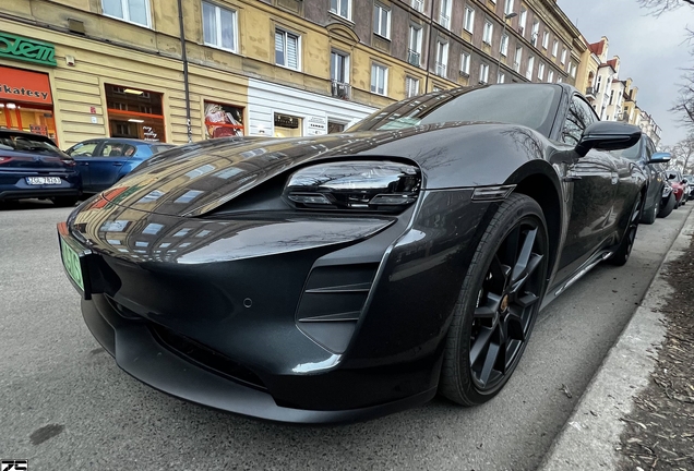 Porsche Taycan GTS