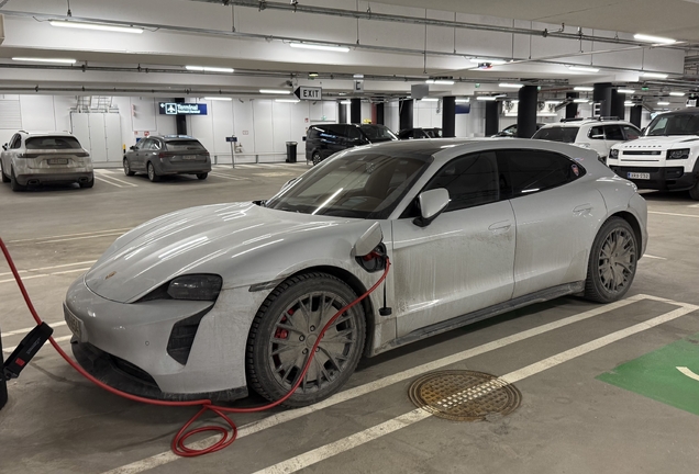 Porsche Taycan GTS Sport Turismo