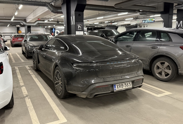 Porsche Taycan Turbo