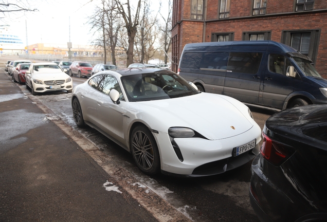 Porsche Taycan Turbo S