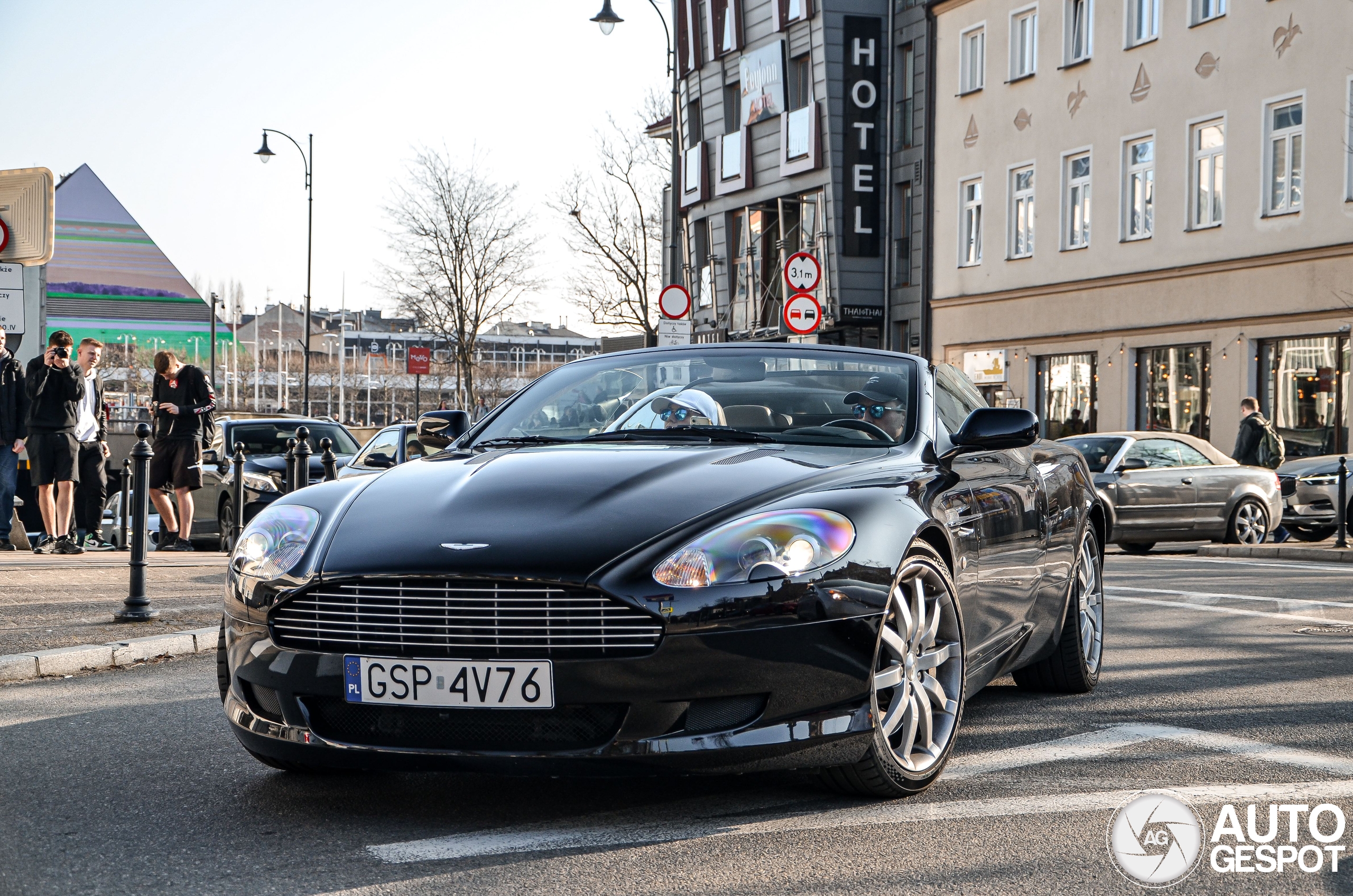 Aston Martin DB9 Volante