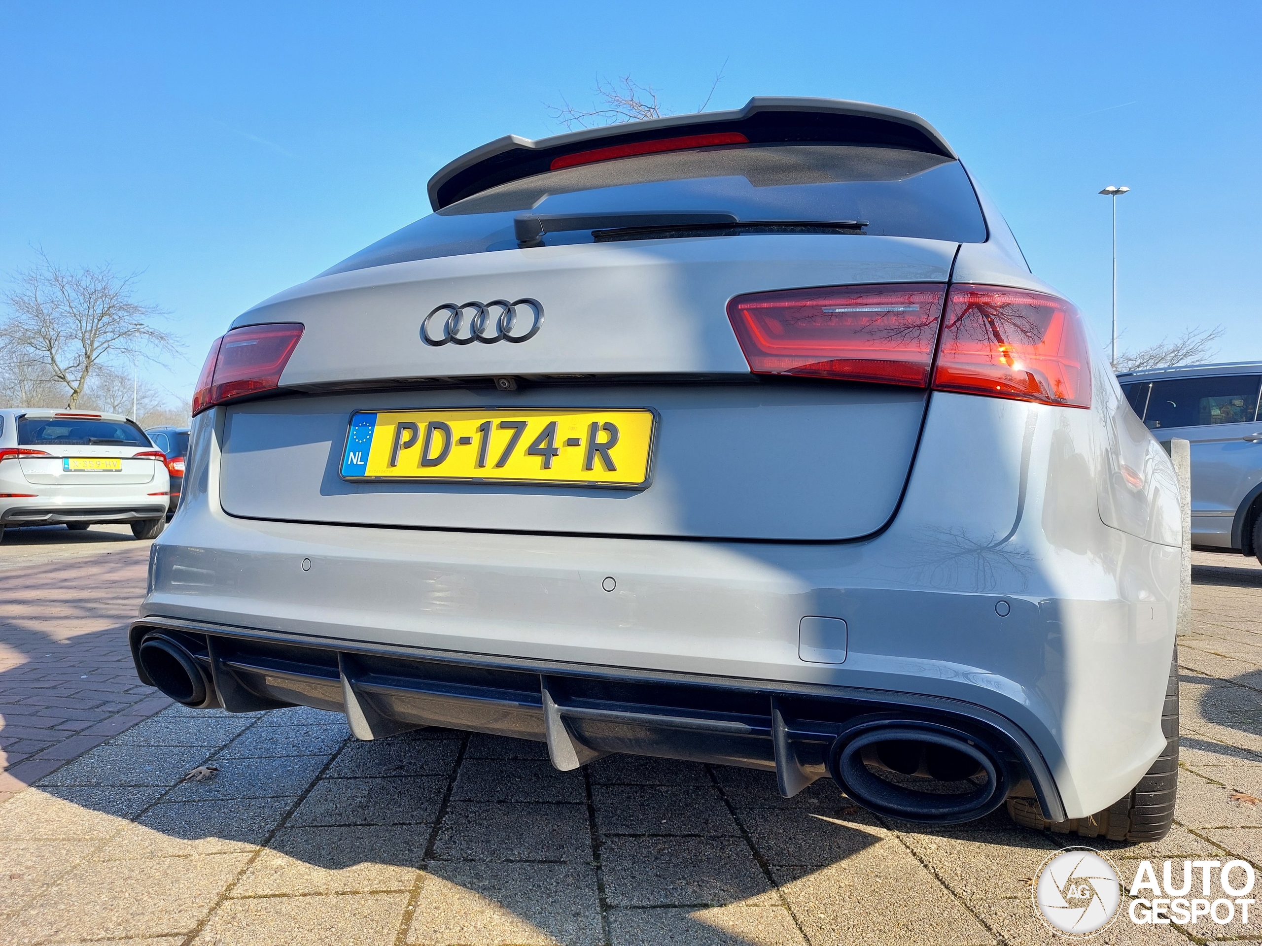 Audi RS6 Avant C7 2015