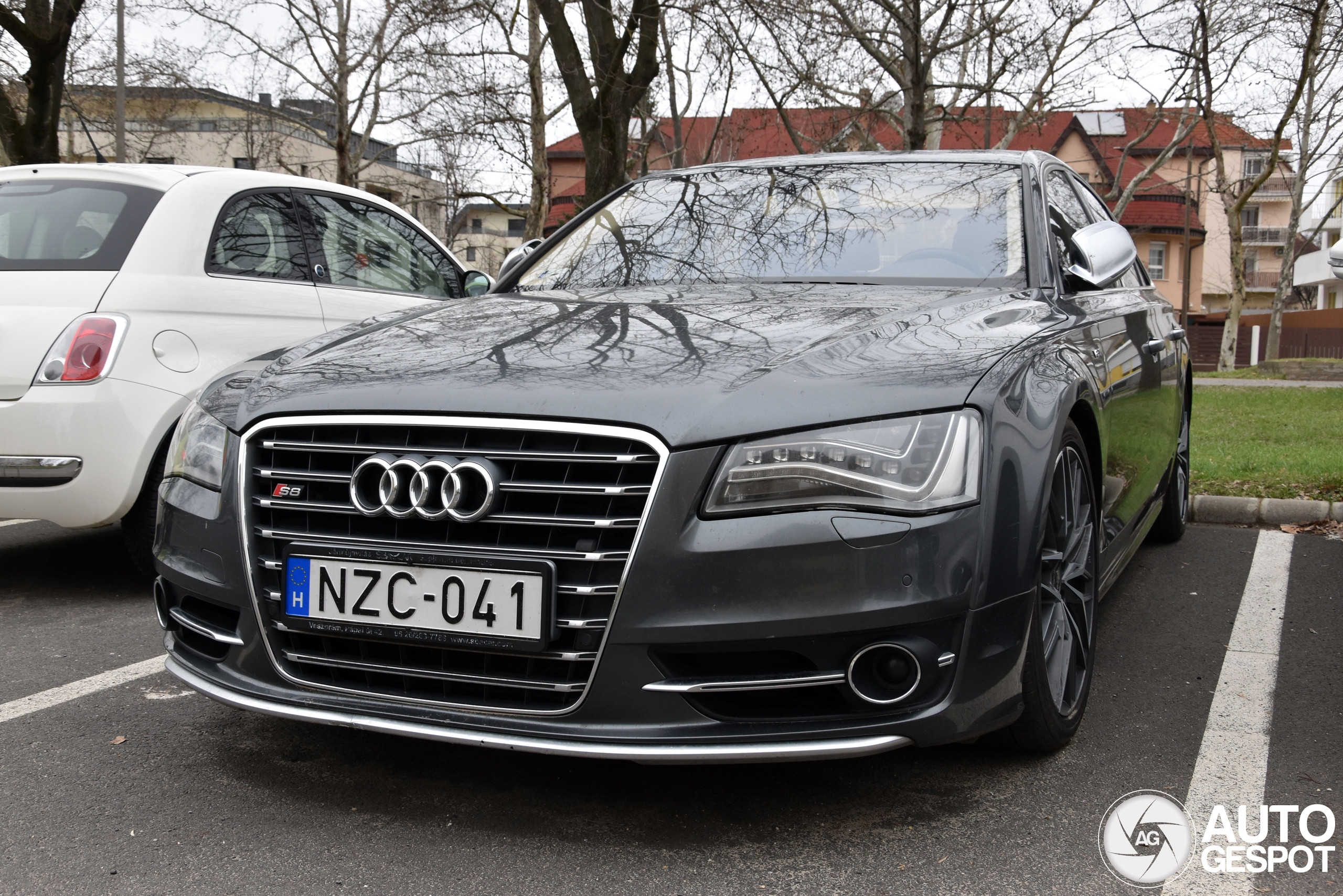 Audi S8 D4