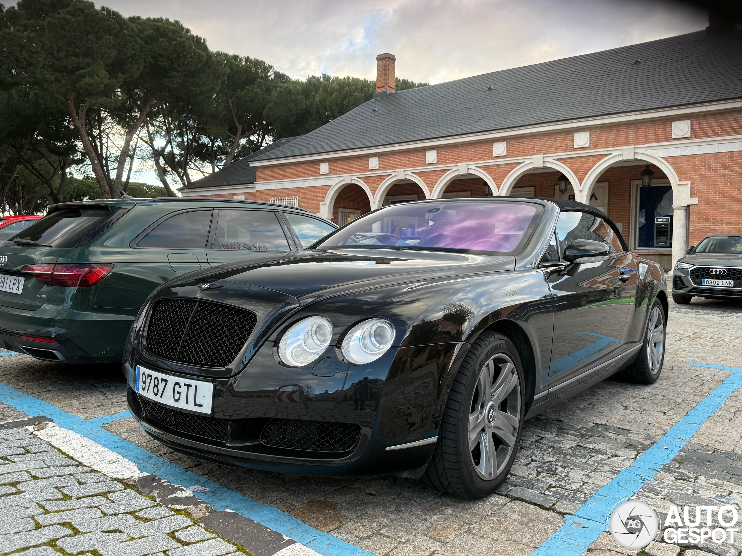 Bentley Continental GTC