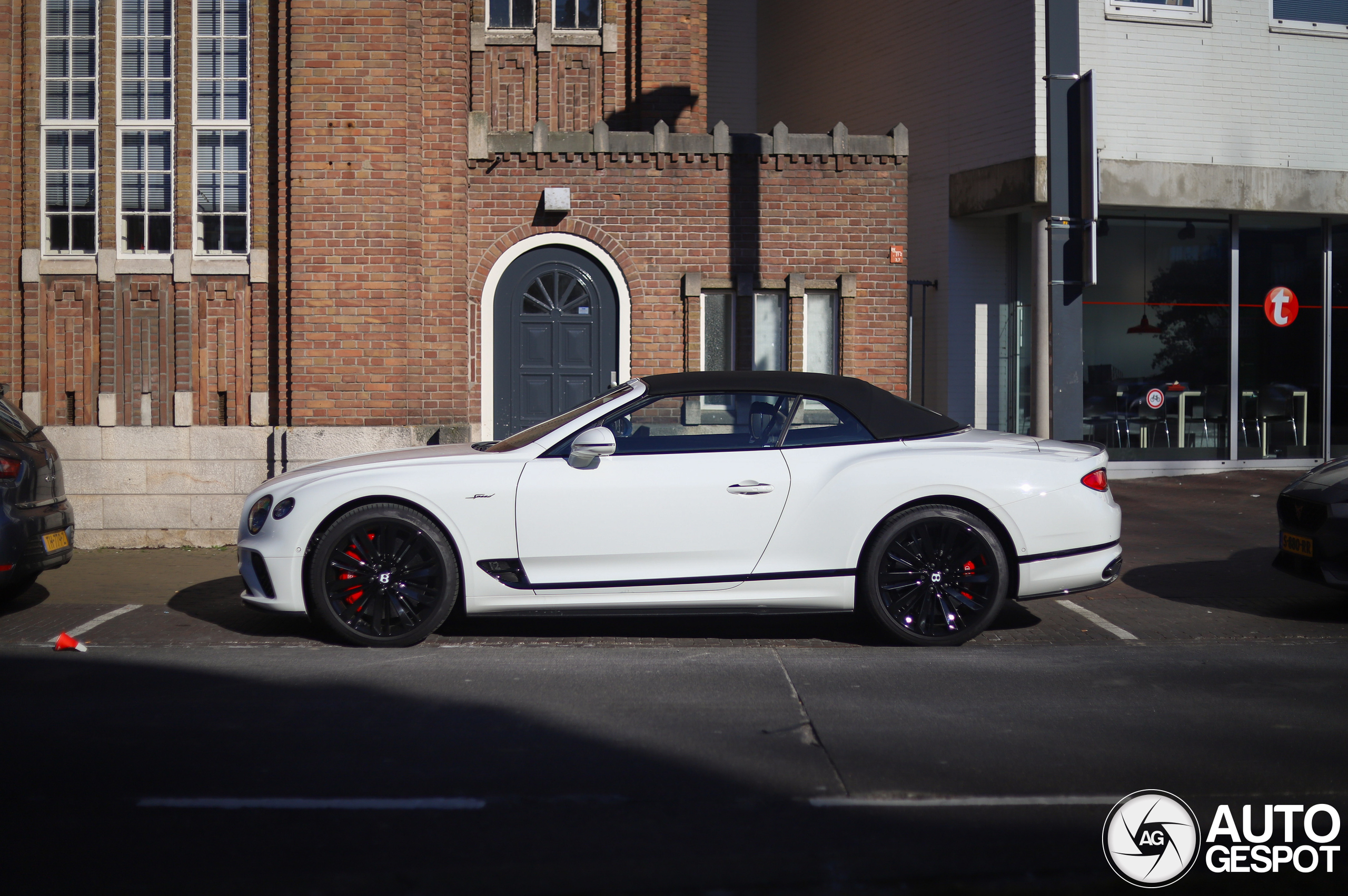 Bentley Continental GTC Speed 2021
