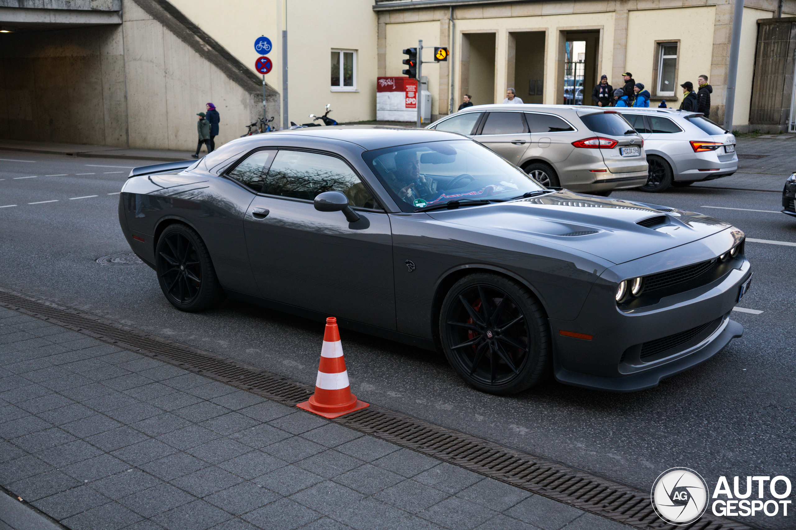 Dodge Challenger SRT Hellcat