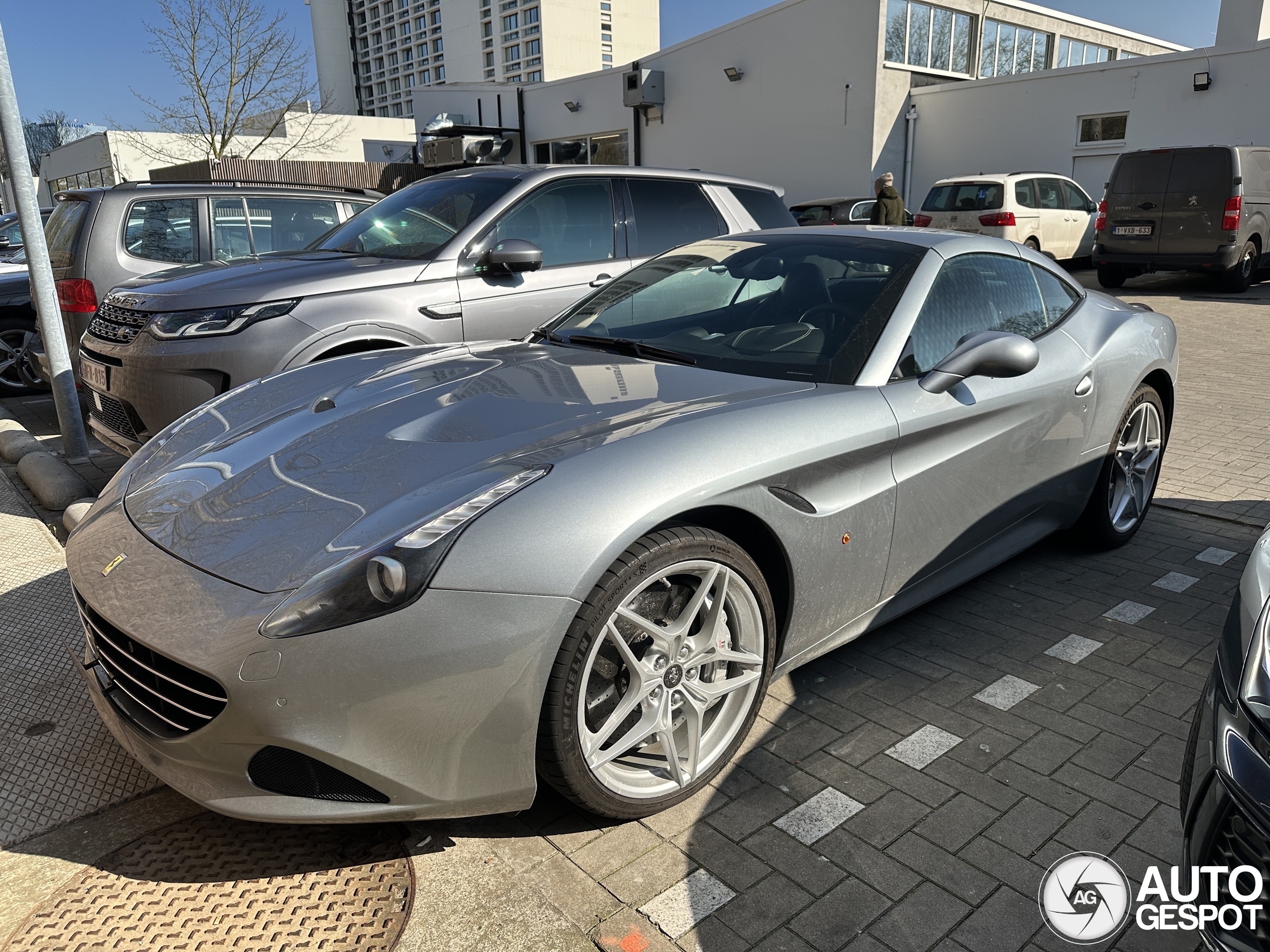 Ferrari California T