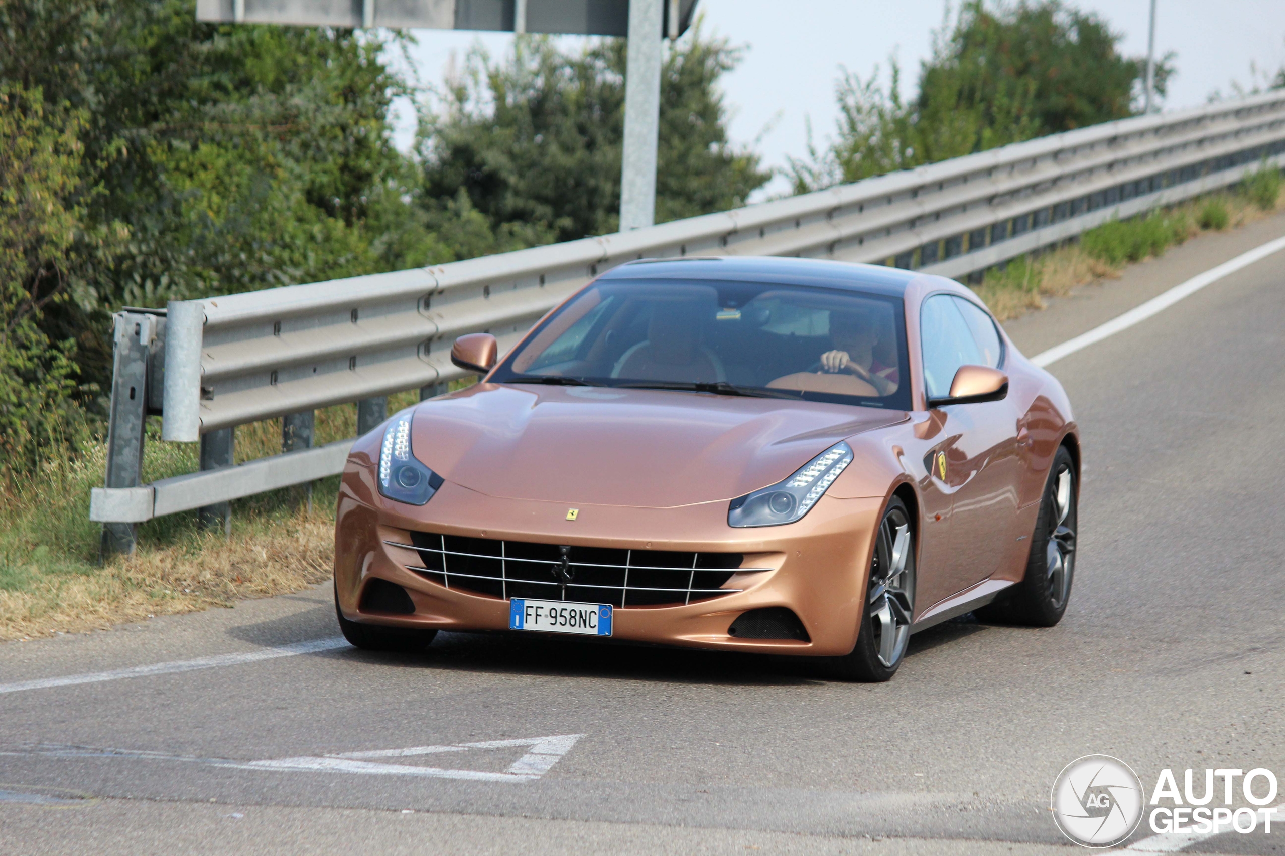 Ferrari FF