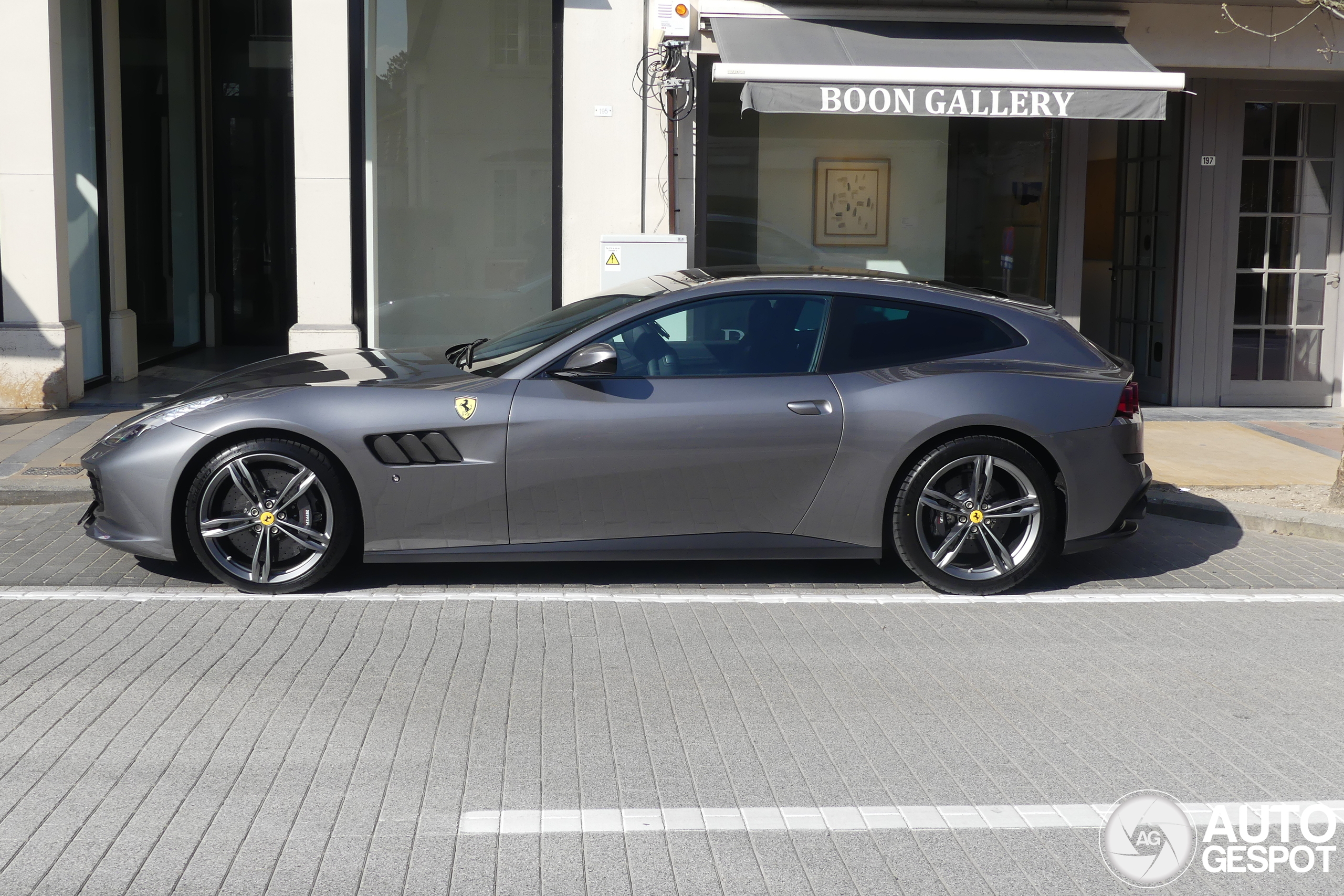 Ferrari GTC4Lusso
