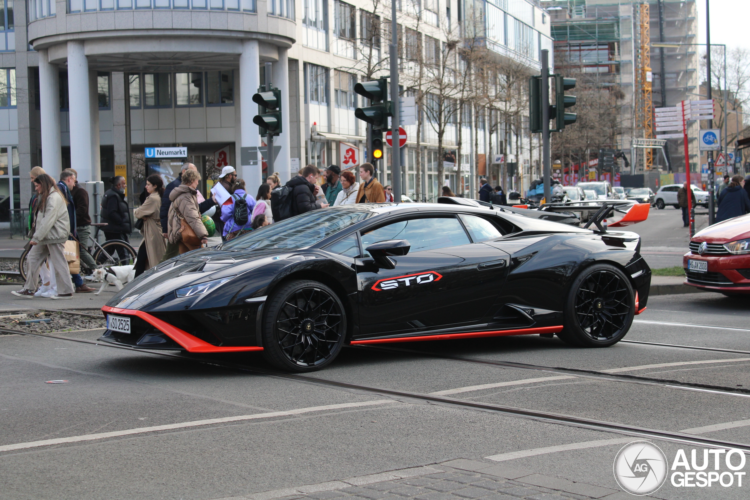 Lamborghini Huracán LP640-2 STO