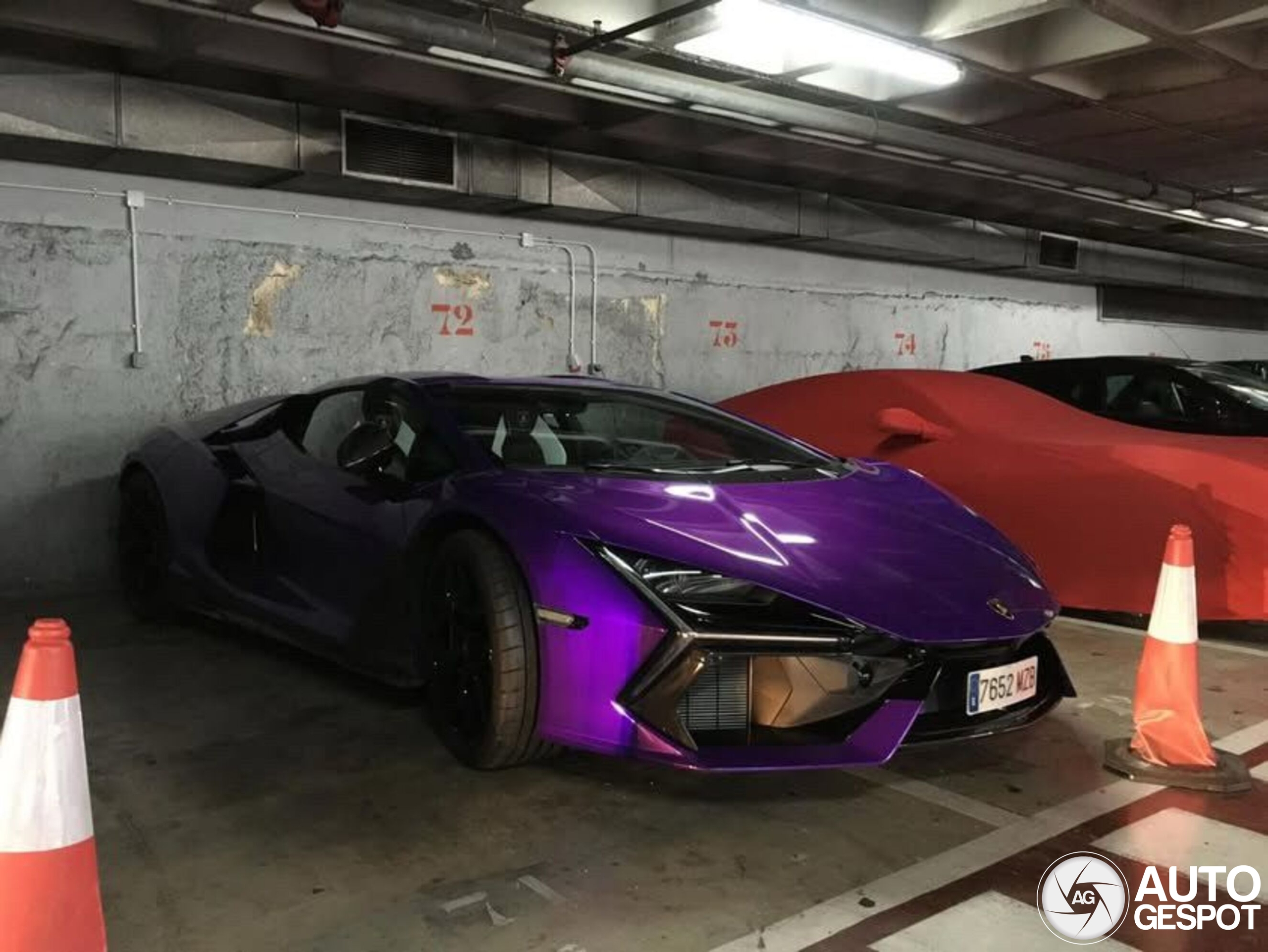 Lamborghini Revuelto