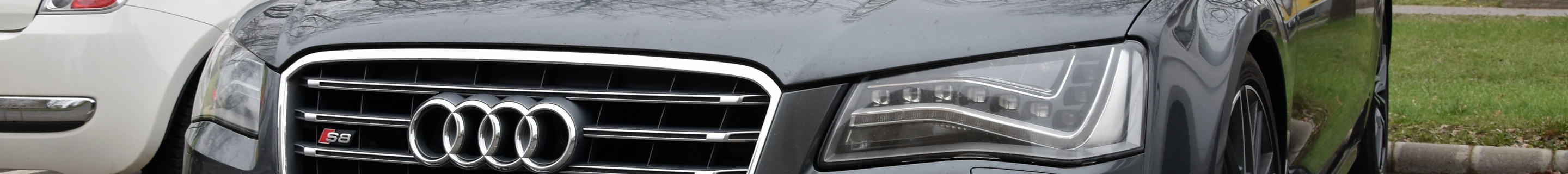 Audi S8 D4