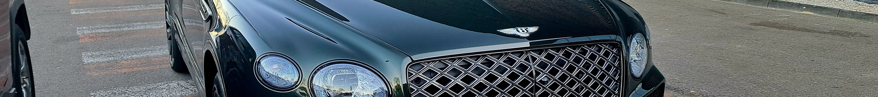 Bentley Bentayga EWB Mulliner