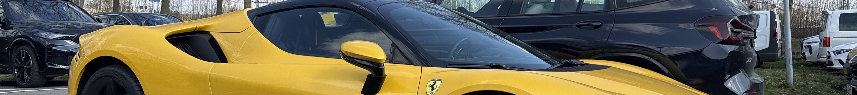 Ferrari SF90 Spider