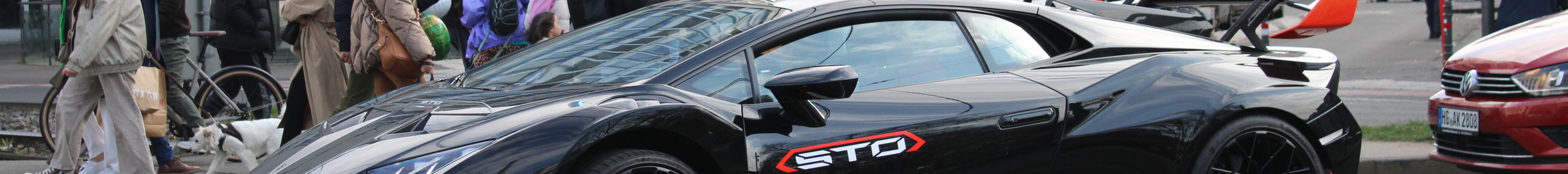 Lamborghini Huracán LP640-2 STO