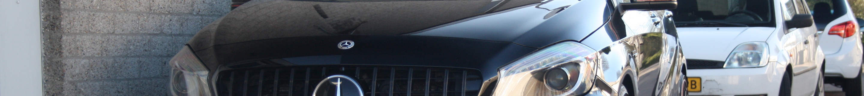 Mercedes-Benz A 45 AMG
