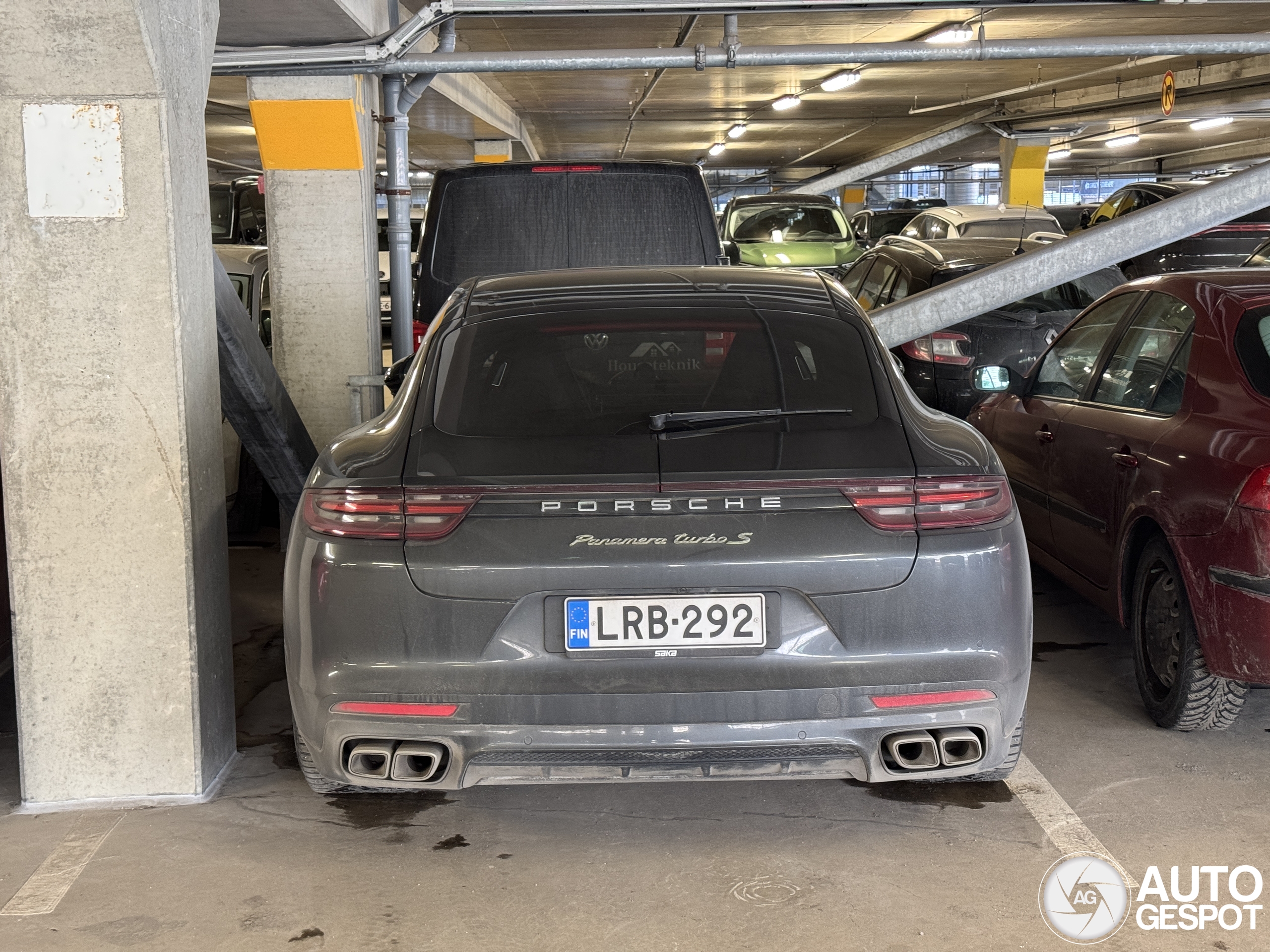 Porsche 971 Panamera Turbo S E-Hybrid