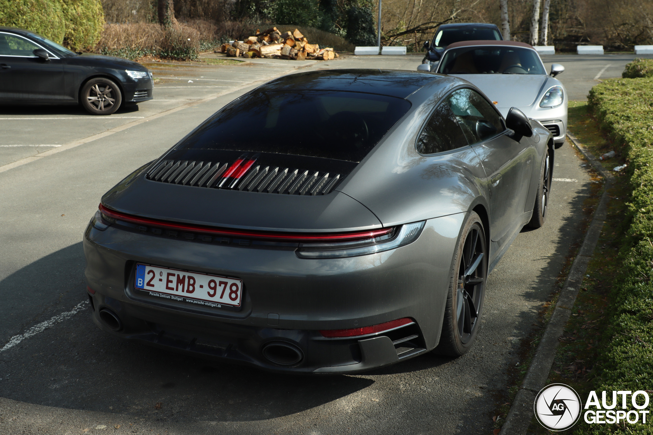 Porsche 992 Carrera 4S