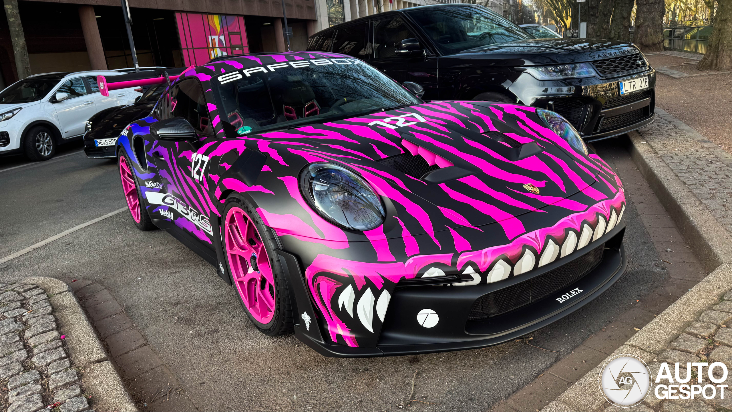 Porsche 992 GT3 RS Weissach Package