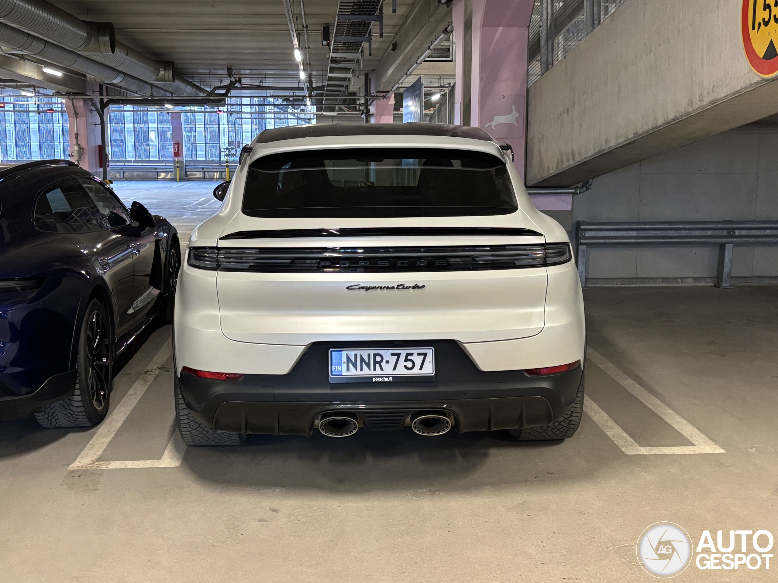 Porsche Cayenne Coupé Turbo E-Hybrid