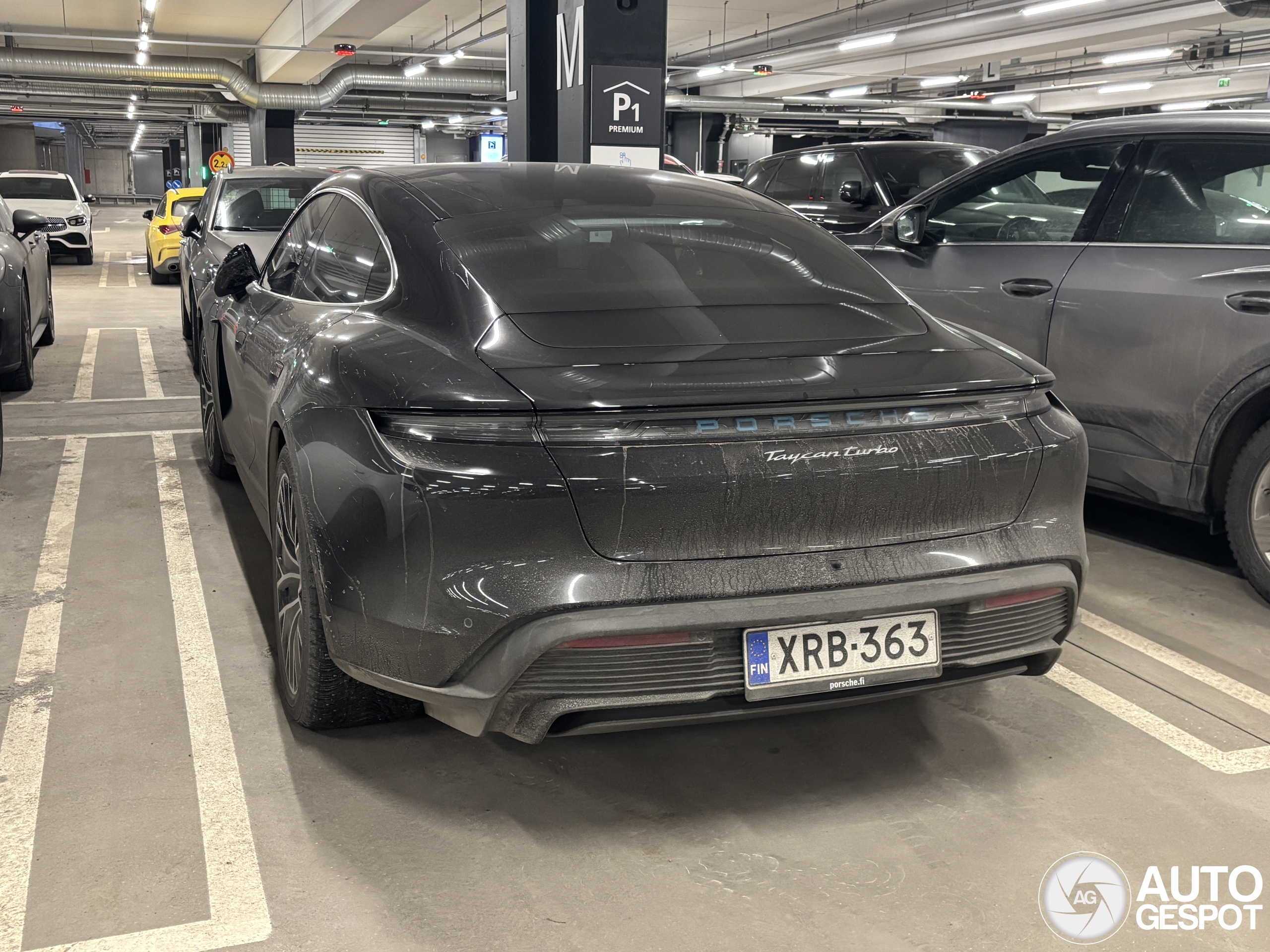 Porsche Taycan Turbo