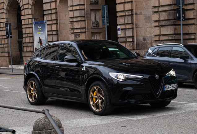 Alfa Romeo Stelvio Quadrifoglio 2020