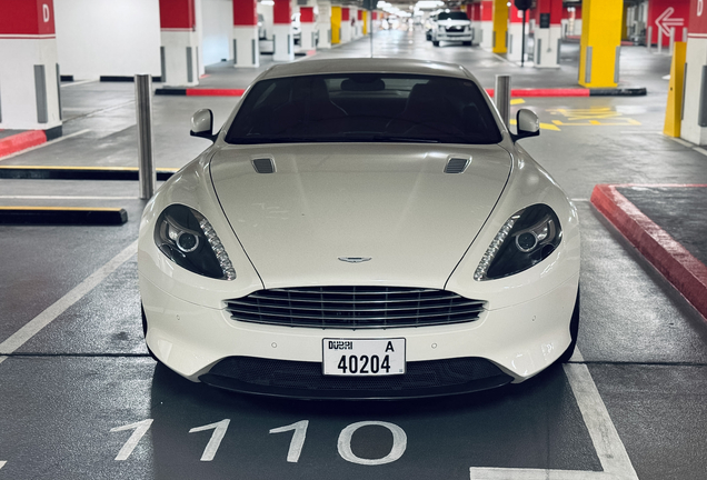 Aston Martin DB9 2010