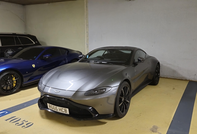 Aston Martin V8 Vantage 2018