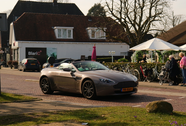 Aston Martin V8 Vantage Roadster
