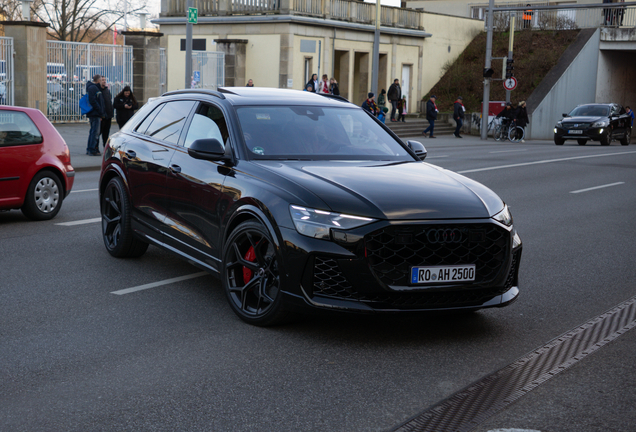 Audi RS Q8 2024