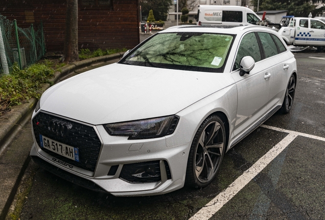 Audi RS4 Avant B9